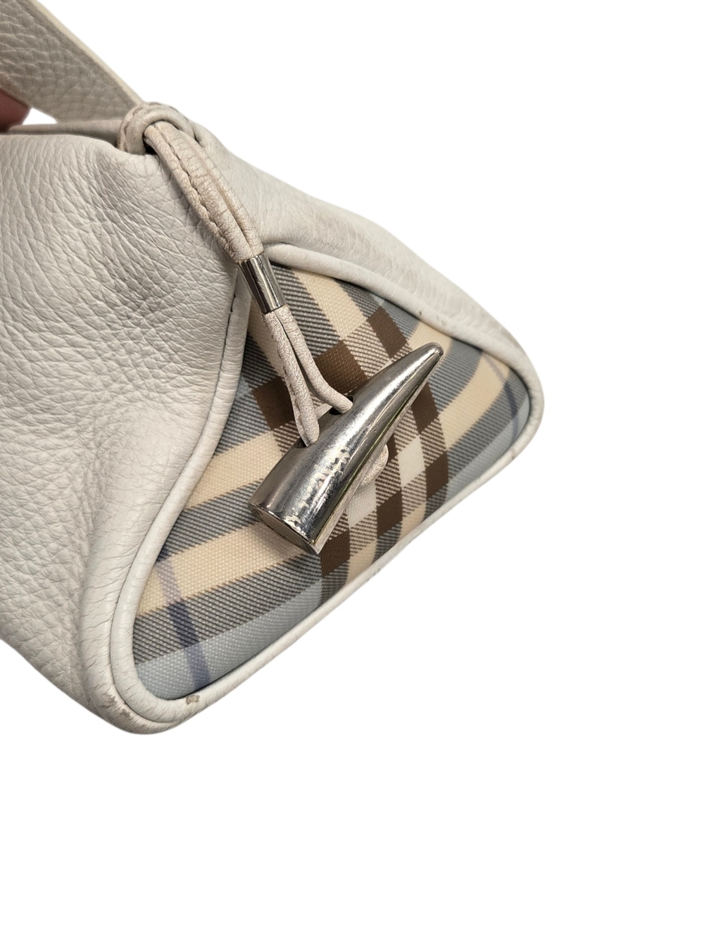💯 Authentic Burberry Handbag - Picture 4 of 13